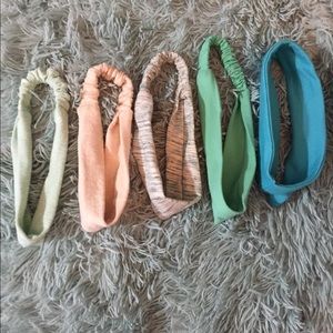 Set of 5 hairbands. Never even worn.